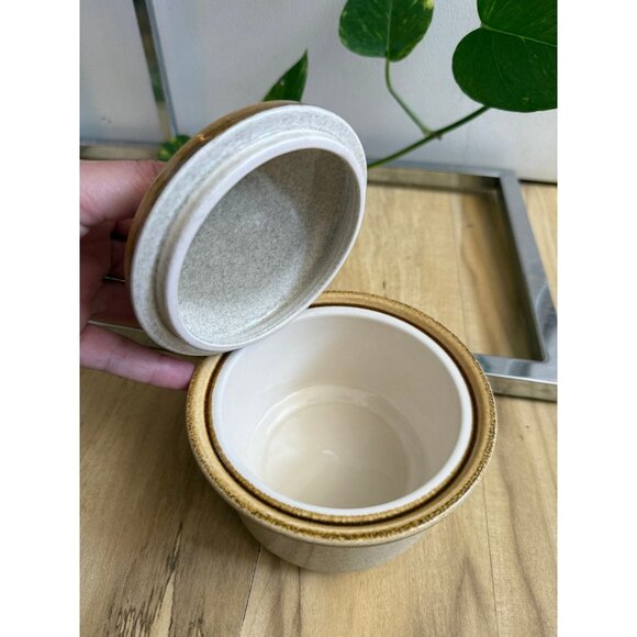 Mikasa Stone Manor Covered Dish with Lid - Picture 4 of 7